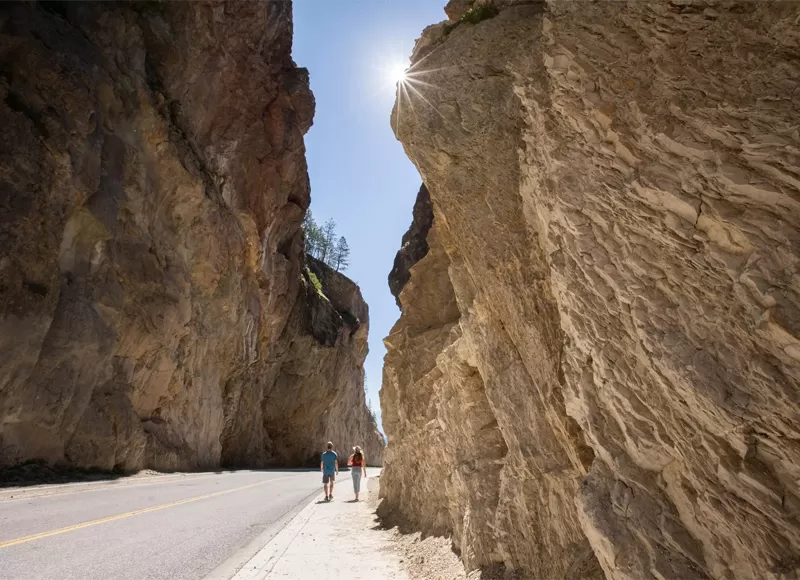 Radium Hot Springs image